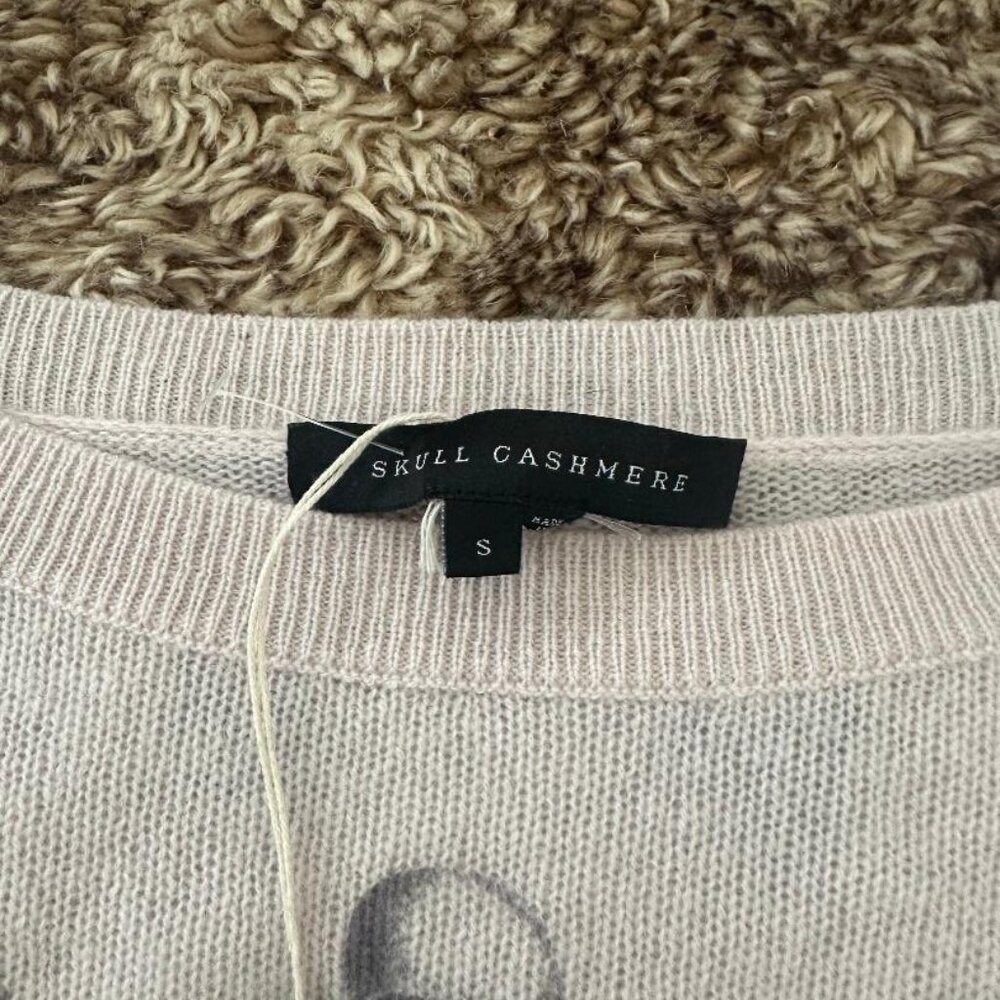 Cashmere skull sweater